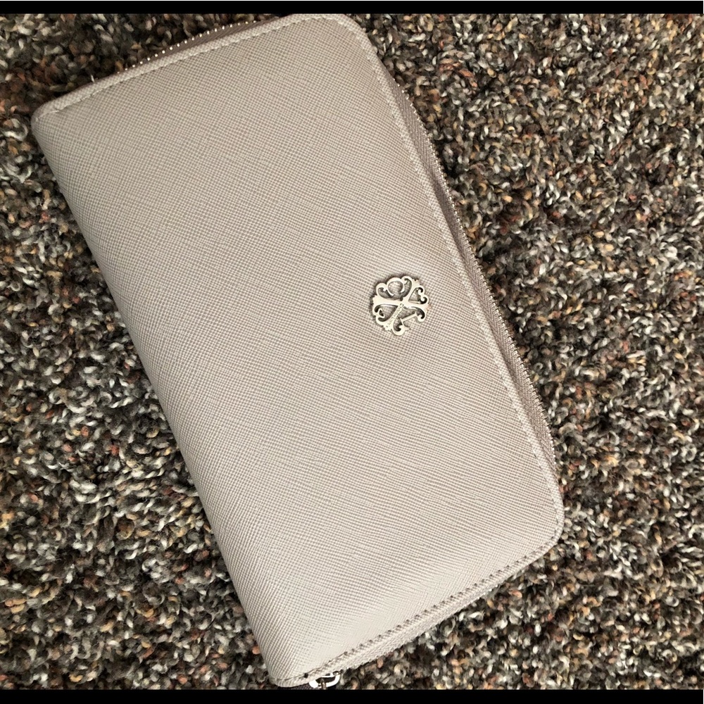 Charming Charlie Wallet